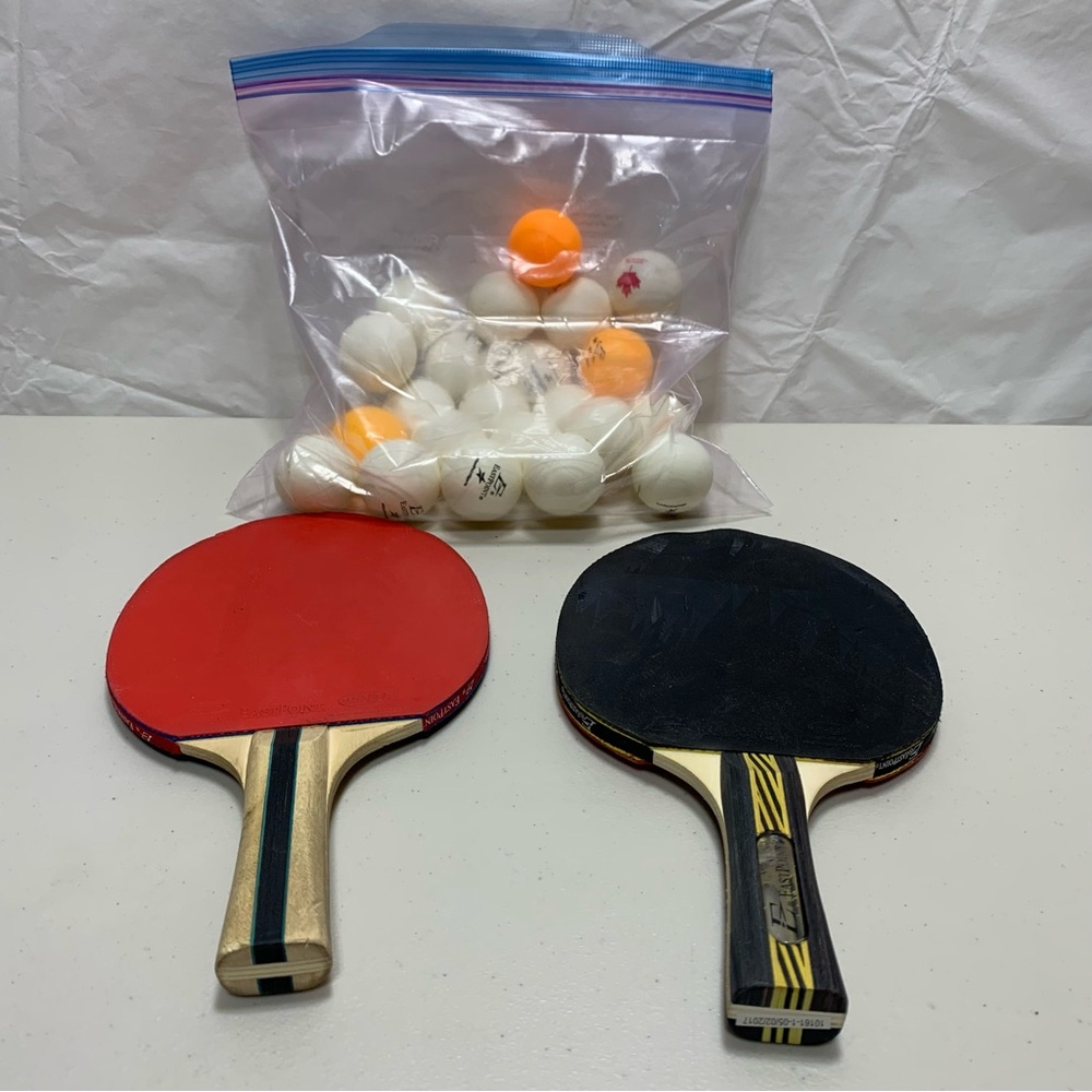 Eastpoint Table tennis Ping Pong Two Paddle and pingpong balls